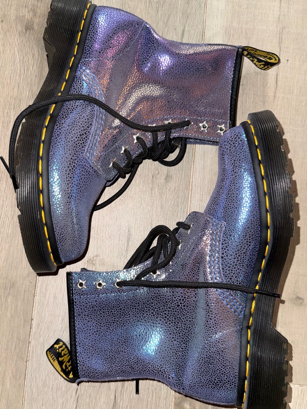Dr. Martens 1460 Rainbow Ray Mermaid Iridescent Suede Boots Women’s US 6 EU 37